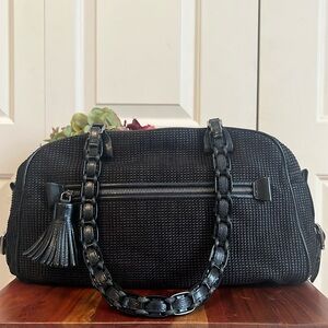 Pre-owned Salvatore Ferragamo black shoulder bag with chain link handle.